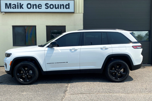 2024 Jeep Grand Cherokee with advanced thermal rejection tint
